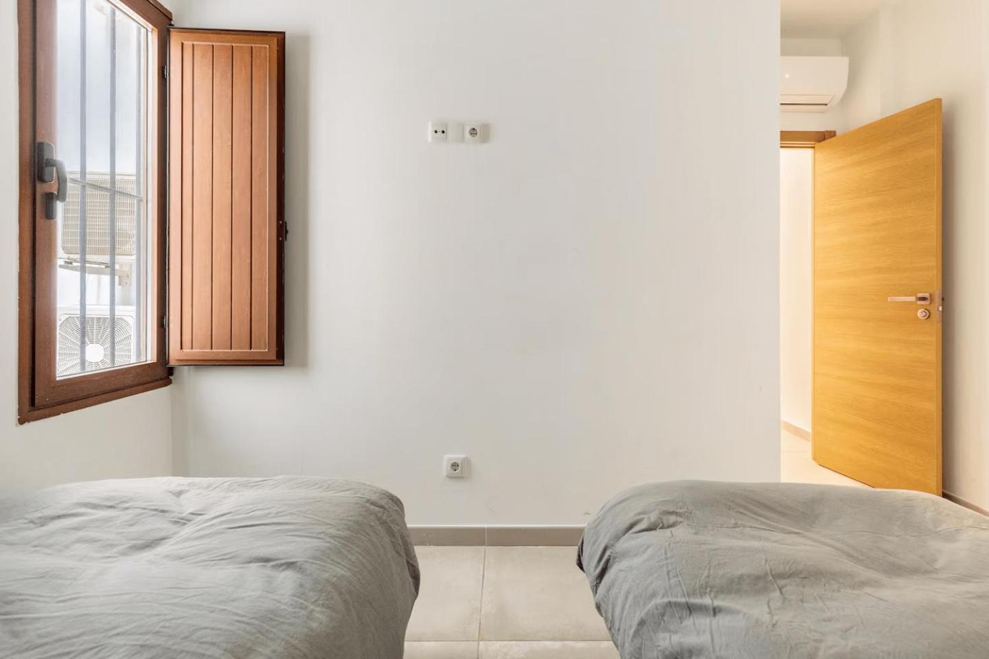 Апартаменти Vivienda Junto A Ruzafa - 12 Pax Y Mas Валенсія Екстер'єр фото